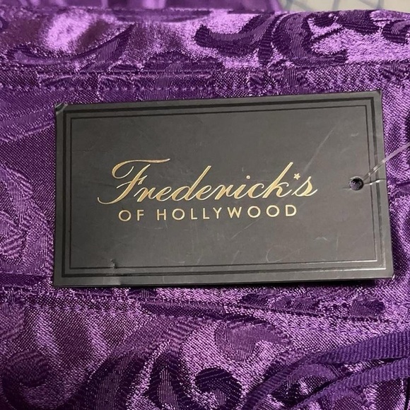 💜 Grunge Victorian Goth Corset NWT! - Picture 9 of 9